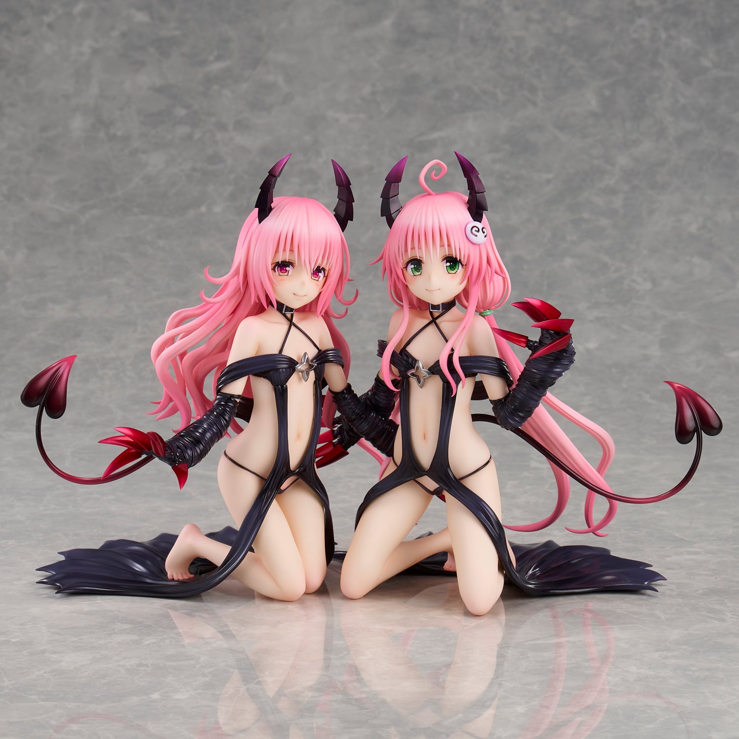 "To Love-Ru Darkness" Lala Satalin Deviluke & Momo Belia Deviluke -Les Filles!-