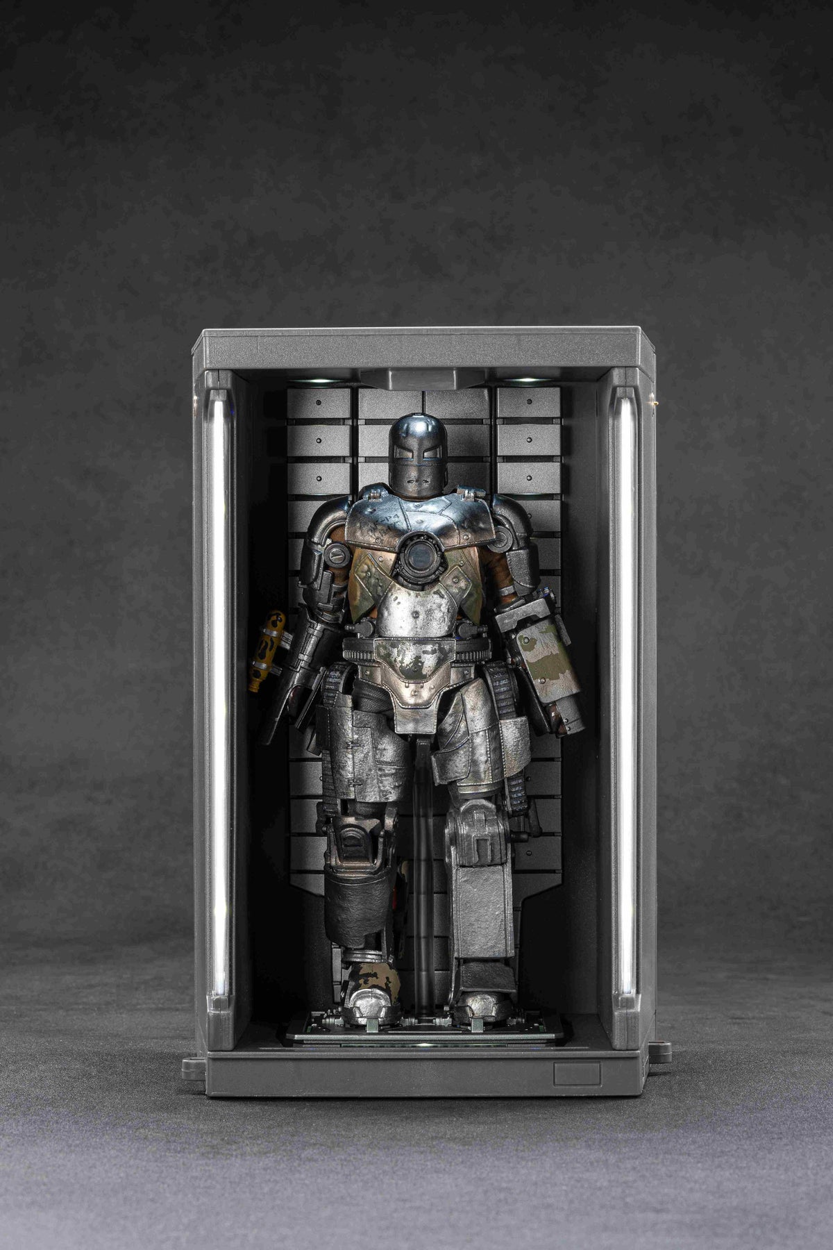Iron Man MK1 + Hall of Amor 1910-01