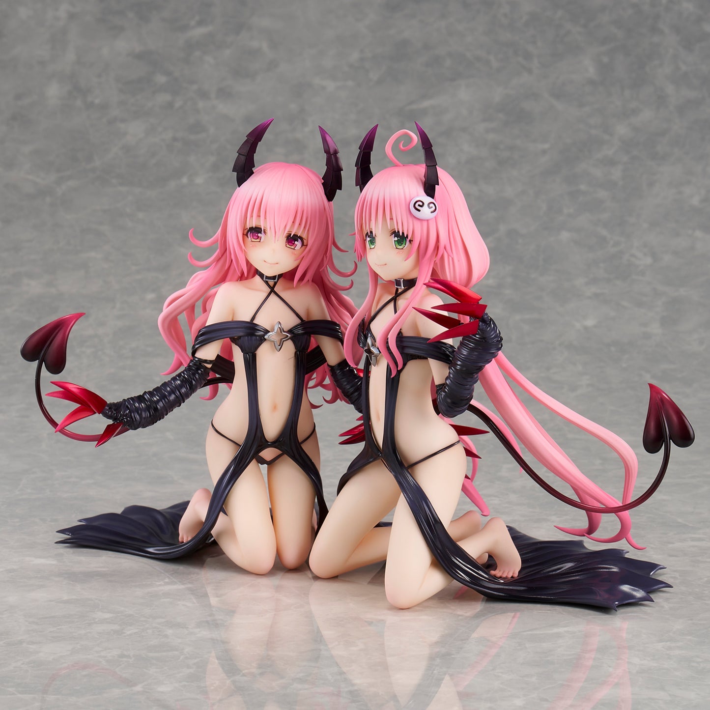 "To Love-Ru Darkness" Lala Satalin Deviluke & Momo Belia Deviluke -Les Filles!-