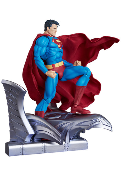 MAFEX "Superman: For Tomorrow" Superman (Superman: For Tomorrow)