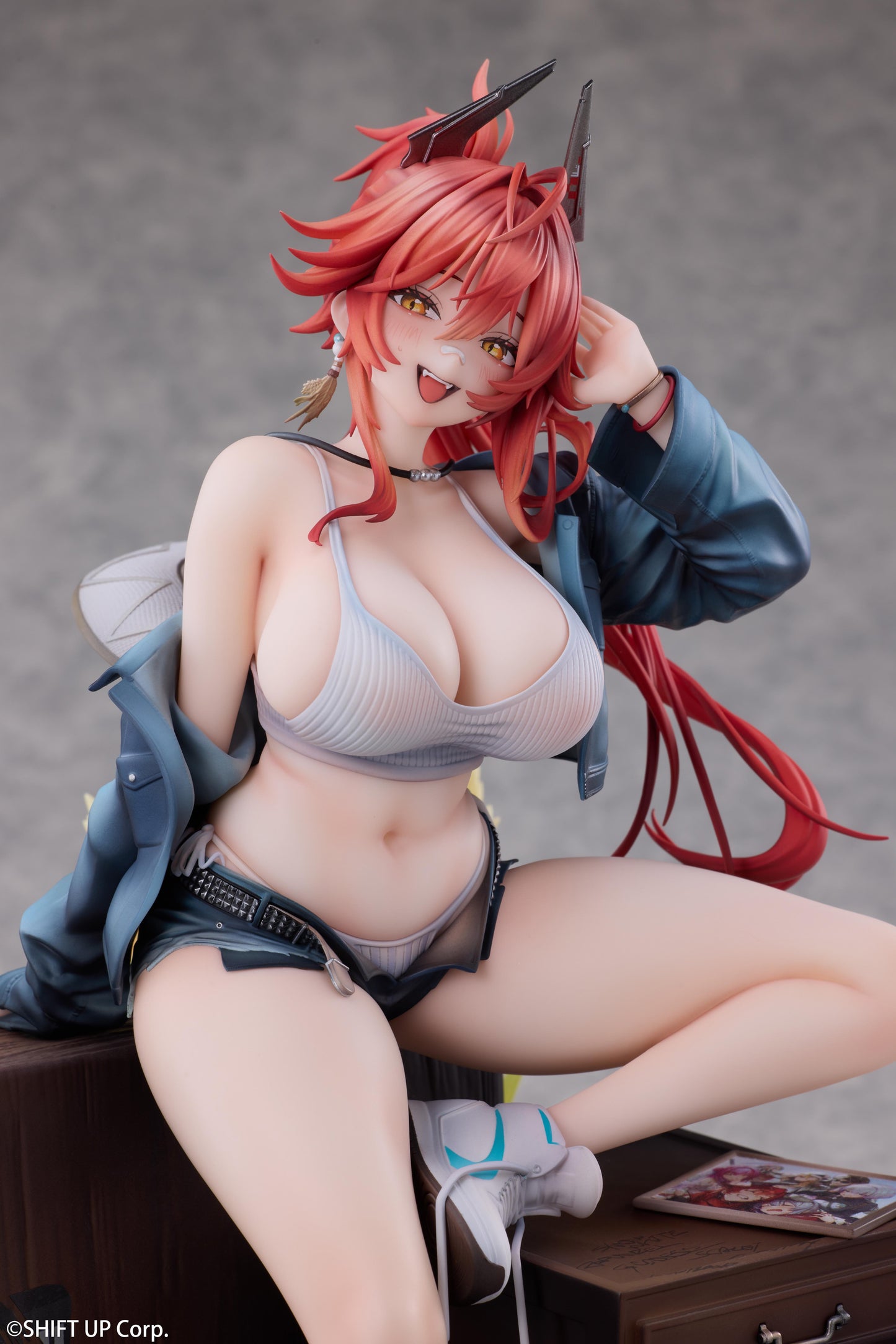 HOBBYSAKURA "GODDESS OF VICTORY: NIKKE" RED HOOD RETRO DAYS 1/7 SCALE FIGUR DELUXE EDITION