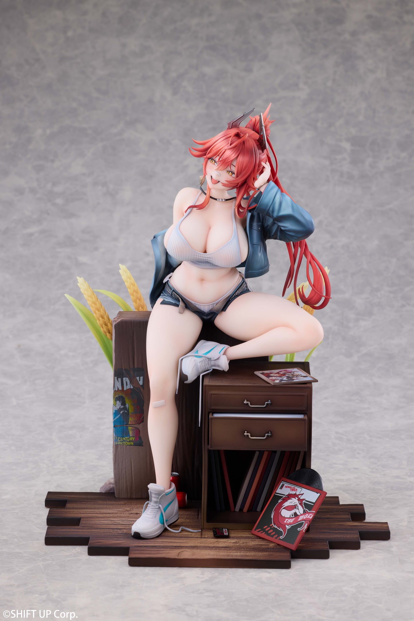 HOBBYSAKURA "GODDESS OF VICTORY: NIKKE" RED HOOD RETRO DAYS 1/7 SCALE FIGUR NORMAL EDITION