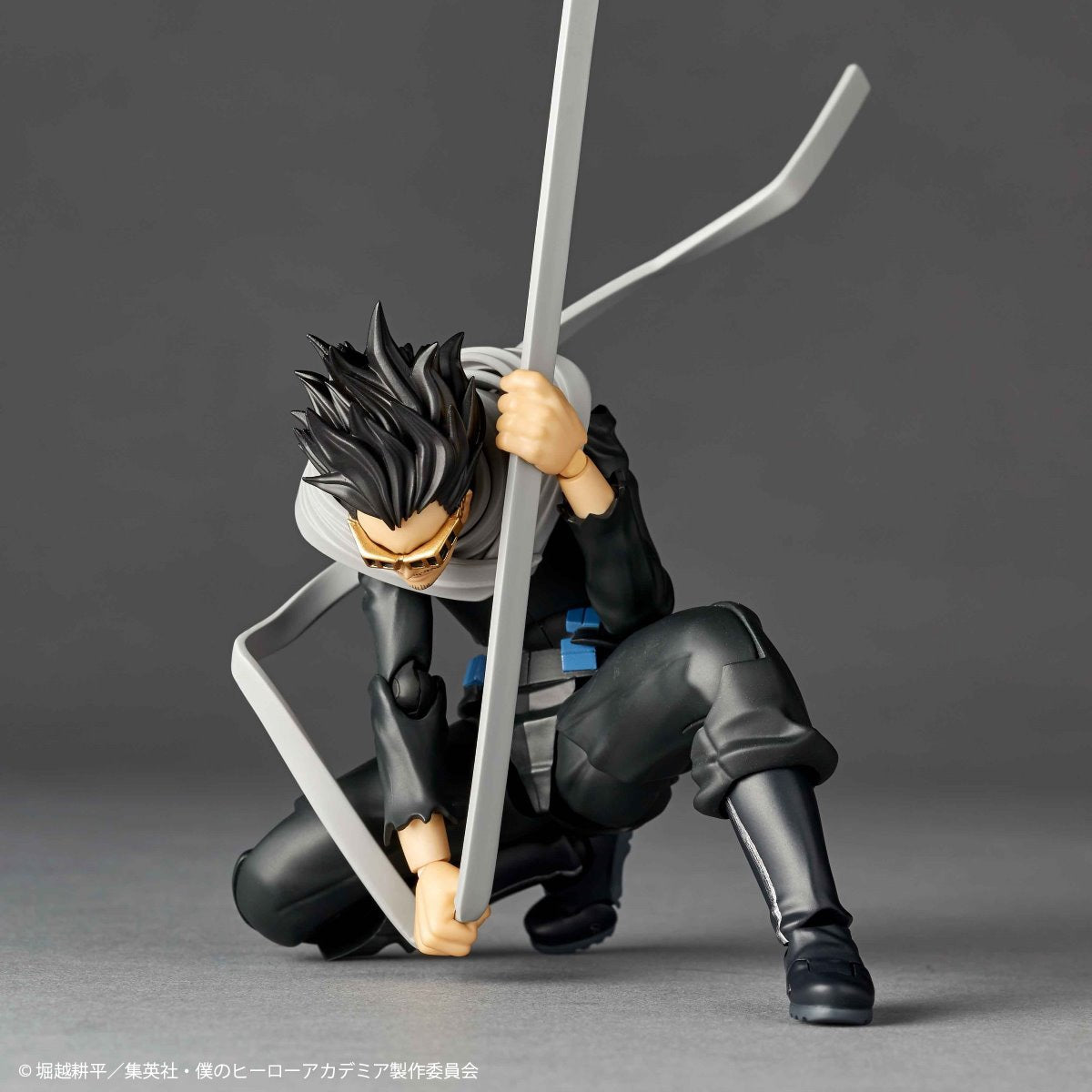 Revoltech Amazing Yamaguchi "My Hero Academia" Aizawa Shota