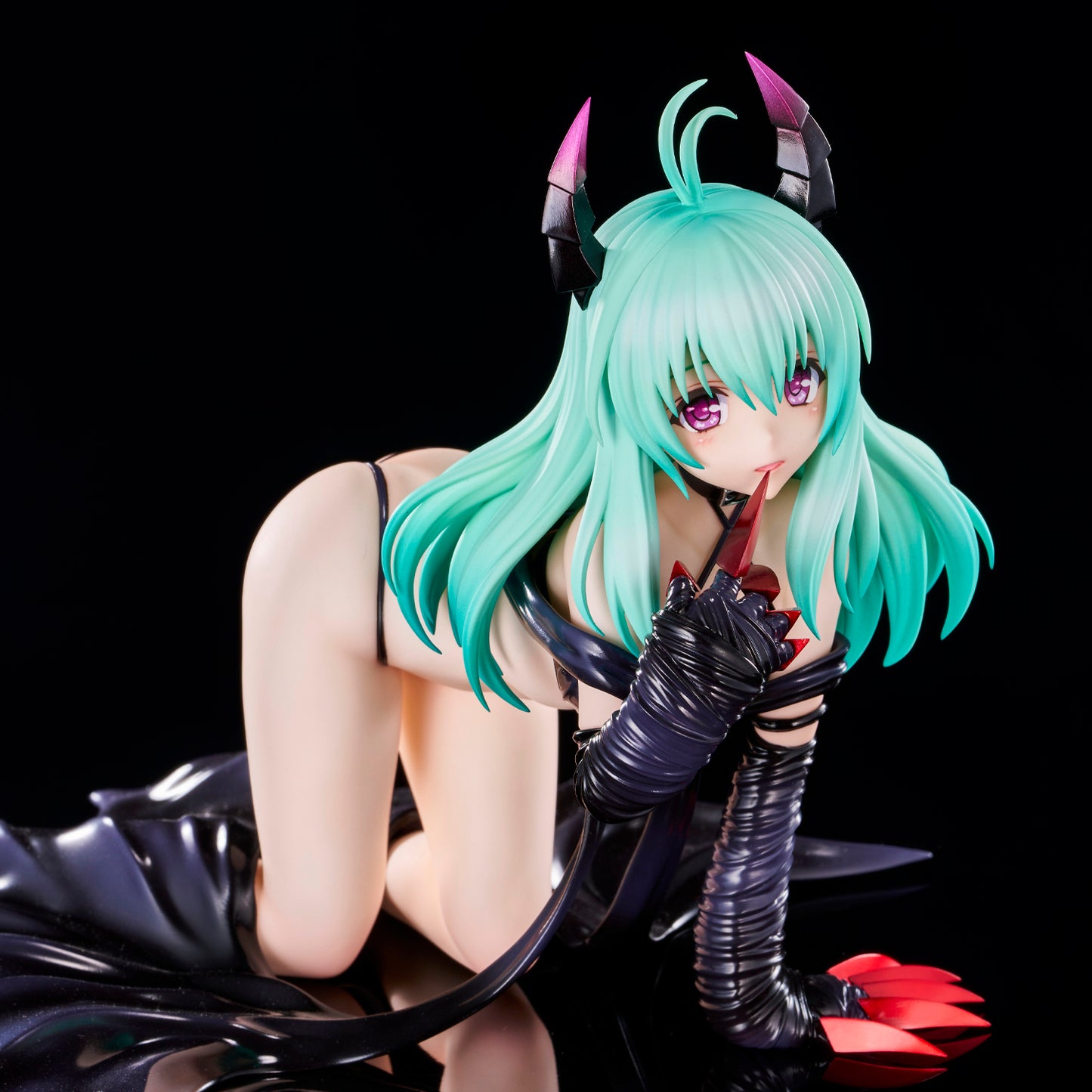 "To Love-Ru Darkness" Run Elsie Jewelria Darkness Ver. 1/6 Renewal Package Ver.