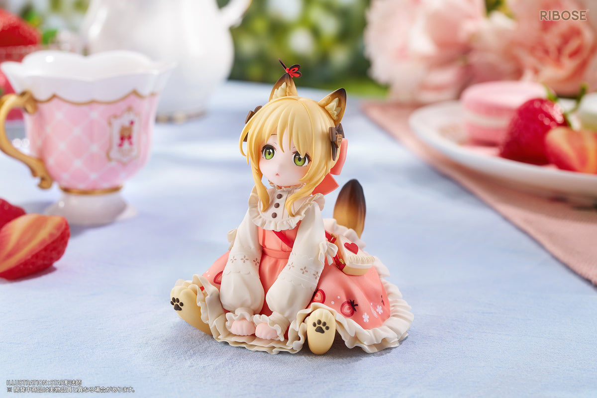 RIBOSE DLC SERIES "TEA TIME CATS" GINGER CAT NON-SCALE FIGURINE